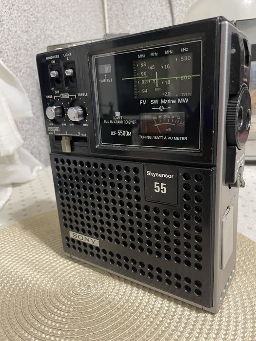 Аналоговый радиоприемник Sony ICF-5500m