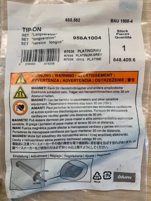 BLUM TIP-ON 956A wersja długa z magnesem