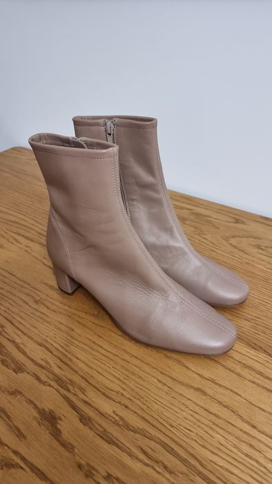 Botki Gino Rossi w kolorze taupe