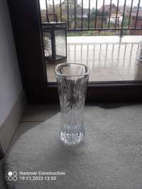 Bezbarwny wazon z gwiazdami krysztal szkło