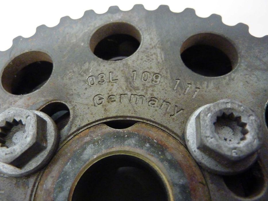 AUDI A4 B8 lift A6 C7 2,0 TDI CJC CGL koło wałka rozrządu 03L109239A
