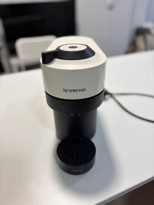 Vendo máquina café Nespresso Vertuo