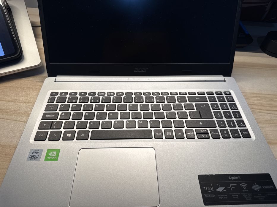 Portatil Acer Aspire 5