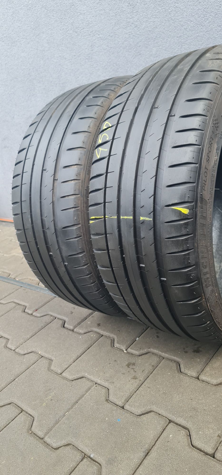 225/40/18 Michelin