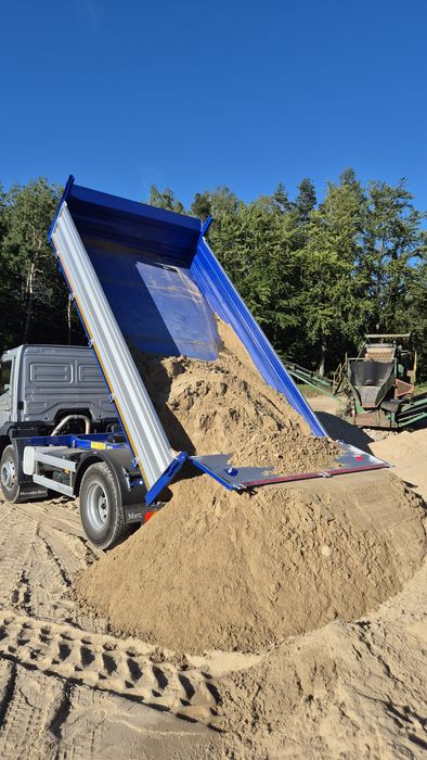Żwir piasek ziemia ogrodowa kamień sortowany mieszanka na drogi