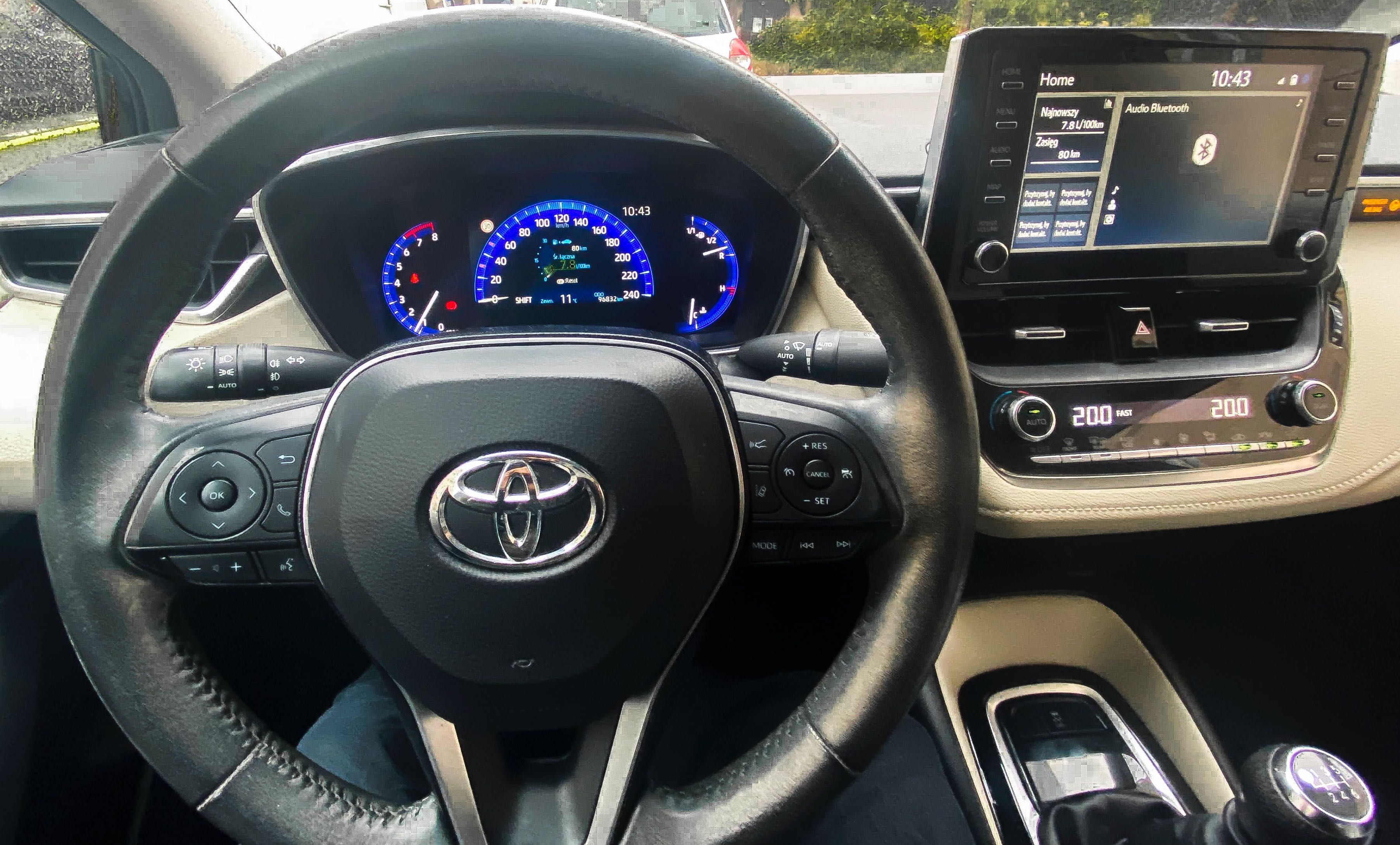 Toyota Corolla Sedan 2019 / 132KM / Salon PL