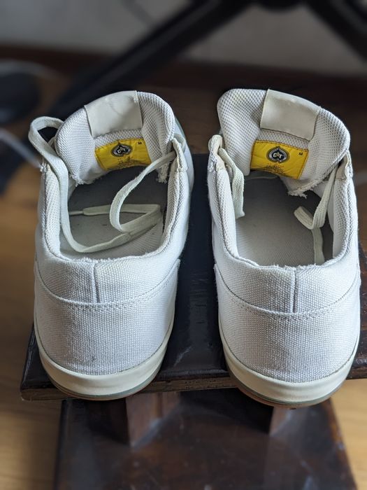 Продам мокасини Caterpillar Conquest Canvas 44-45