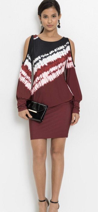 Elastyczna sukienka 38