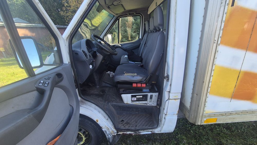 Mercedes sprinter kontener 2.2