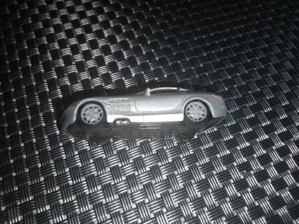 Burago Mercedes Benz SLR McLaren