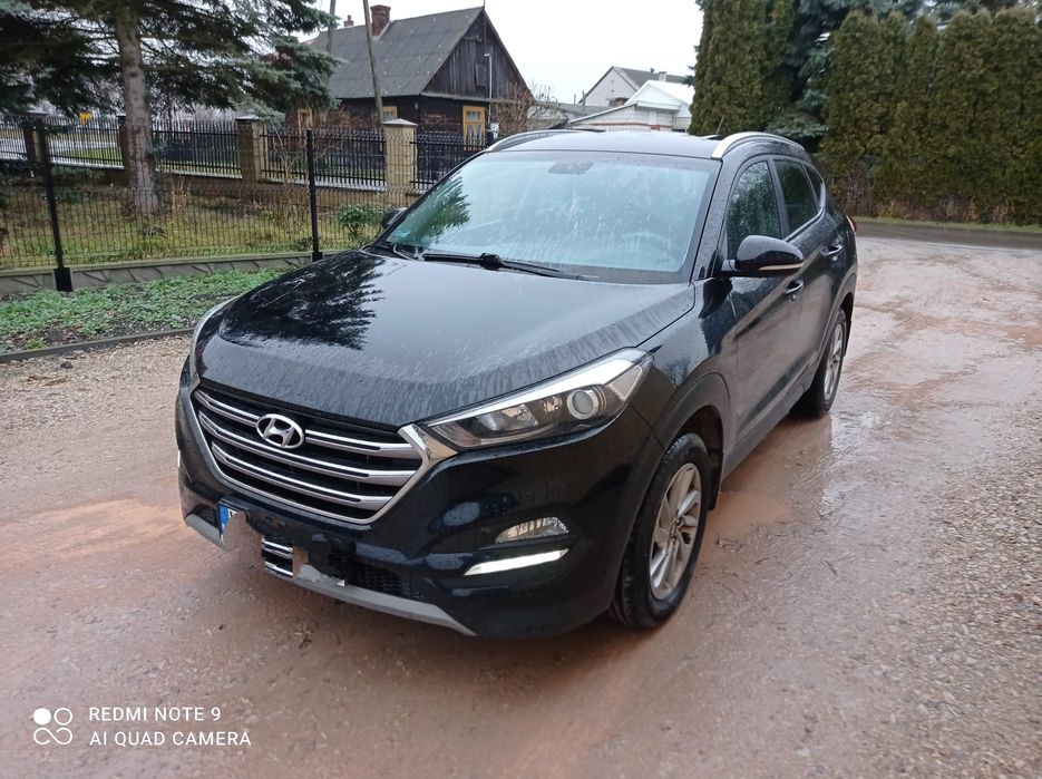 Hyundai Tucson 1.6 gdi 132km  Benzyna