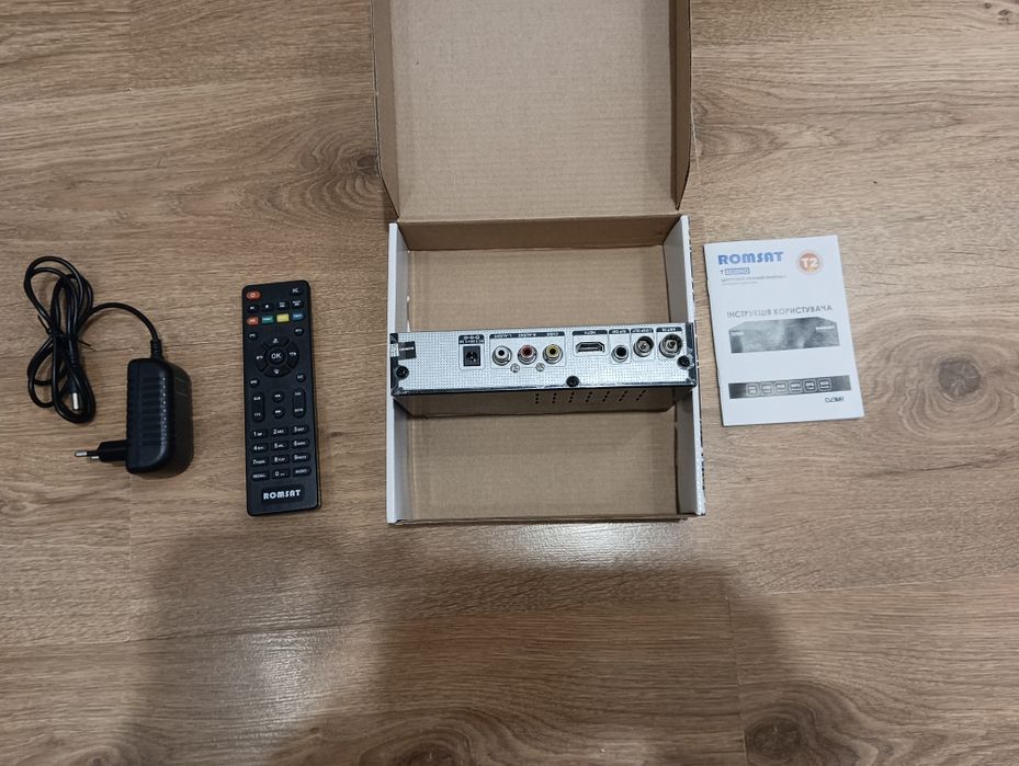 Т2 тюнер телевизионный  б/у