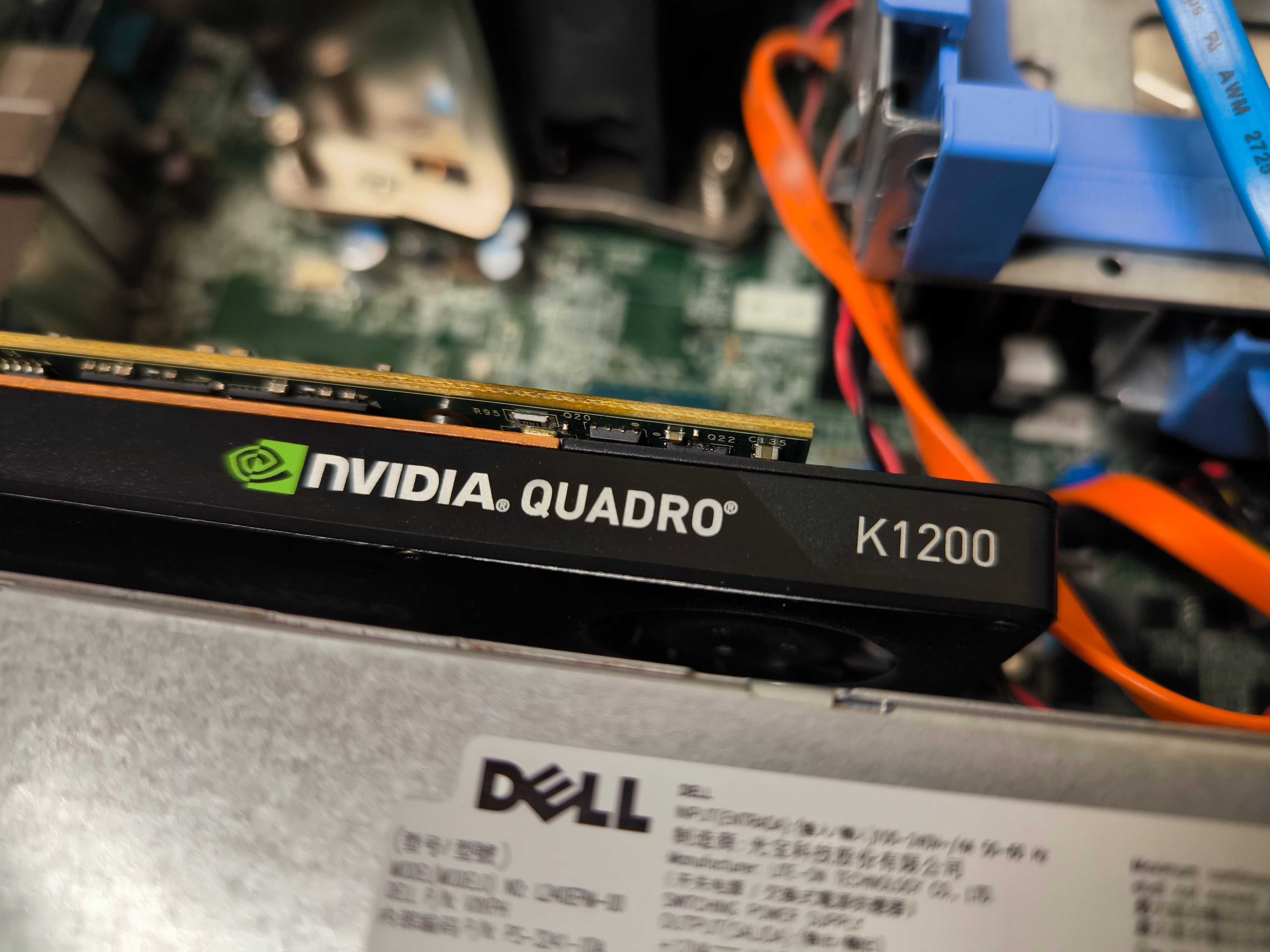 Workstation Dell Precision 3420 Xeon E3 / 32GB DDR4 / SSD nvme 500GB