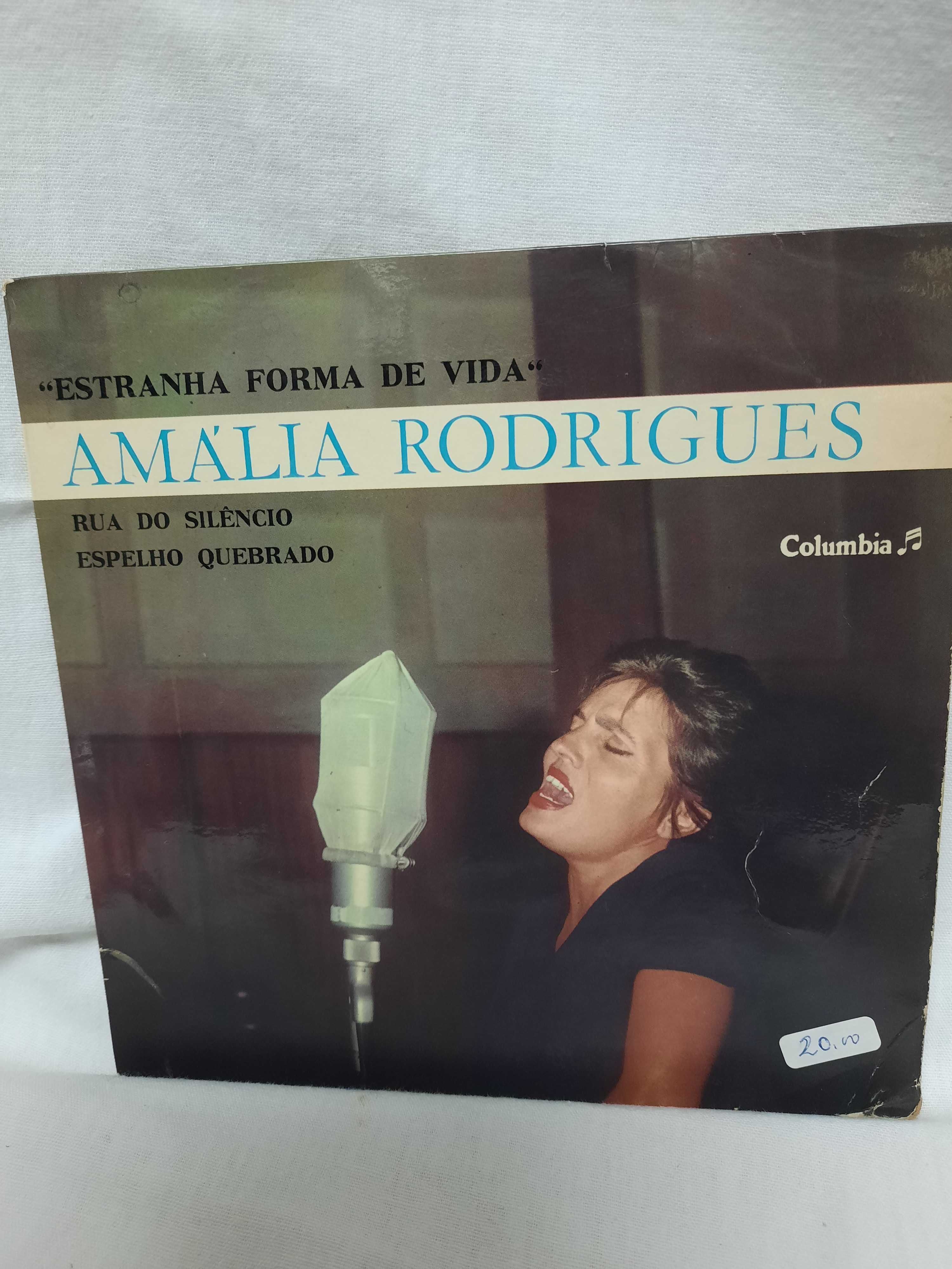 Single amalia rodrigues. "Estranha forma de vida "