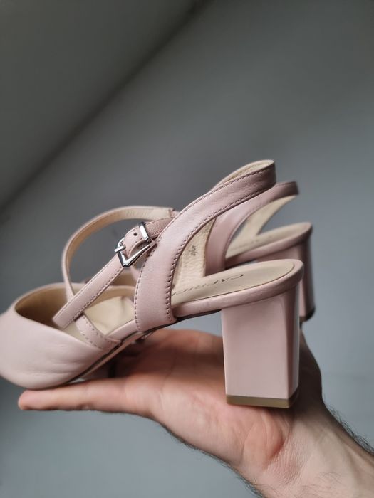 Caprice kitten heels obcasy czółenka sandałki czubek szpic