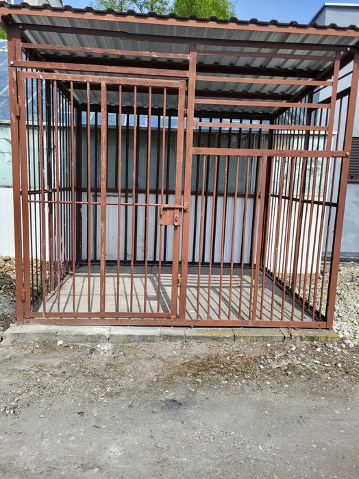 Kojec dla psa solidny