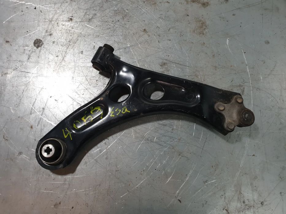 Braço de suspensão frente esquerdo PEUGEOT 208 II