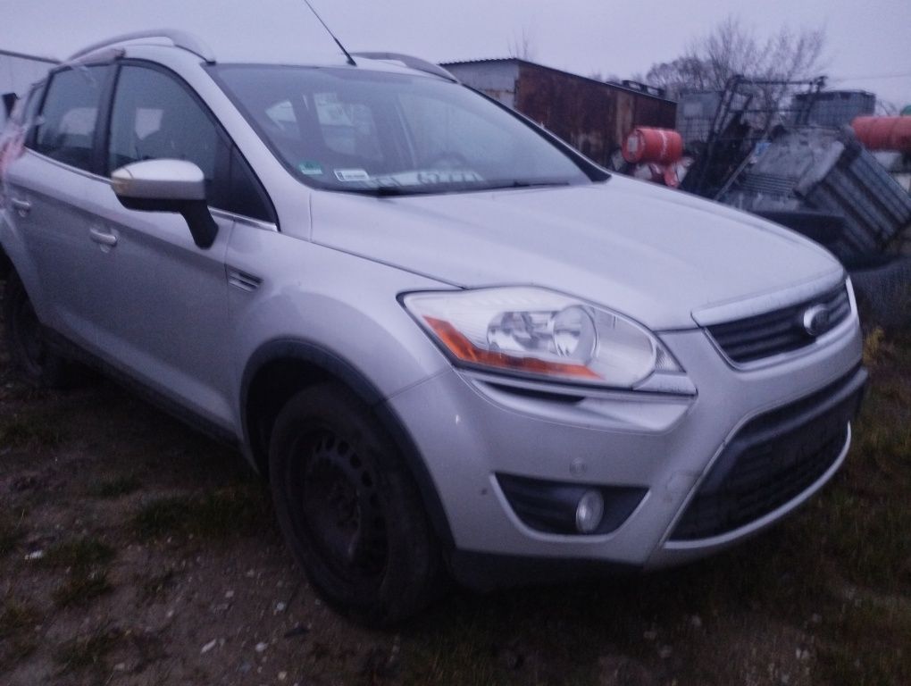 Ford Kuga 2.0 d uszkodzony