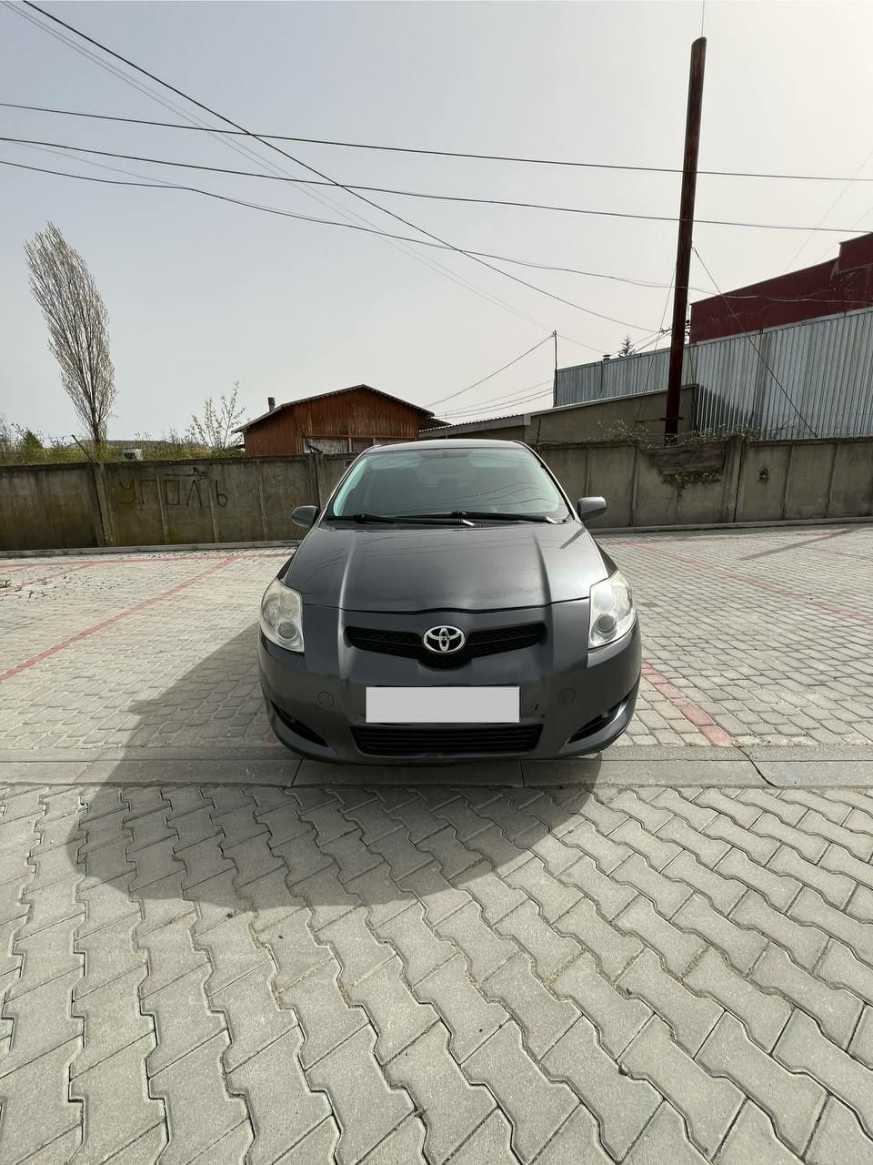 Toyota Auris 1.6 автомат