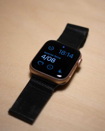 Apple Watch Series 4 (GPS) 40mm  *Impecável*