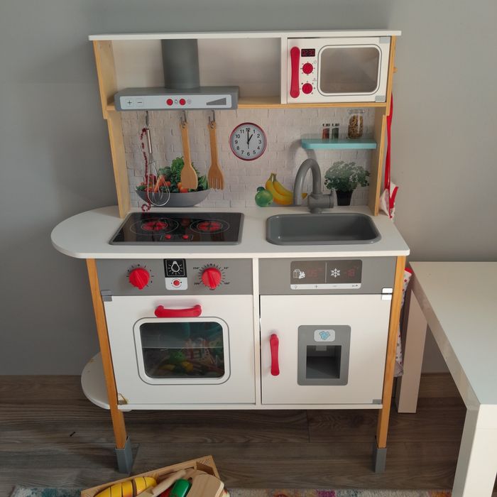 Kuchnia drewniana dla dzieci (z Lidla)