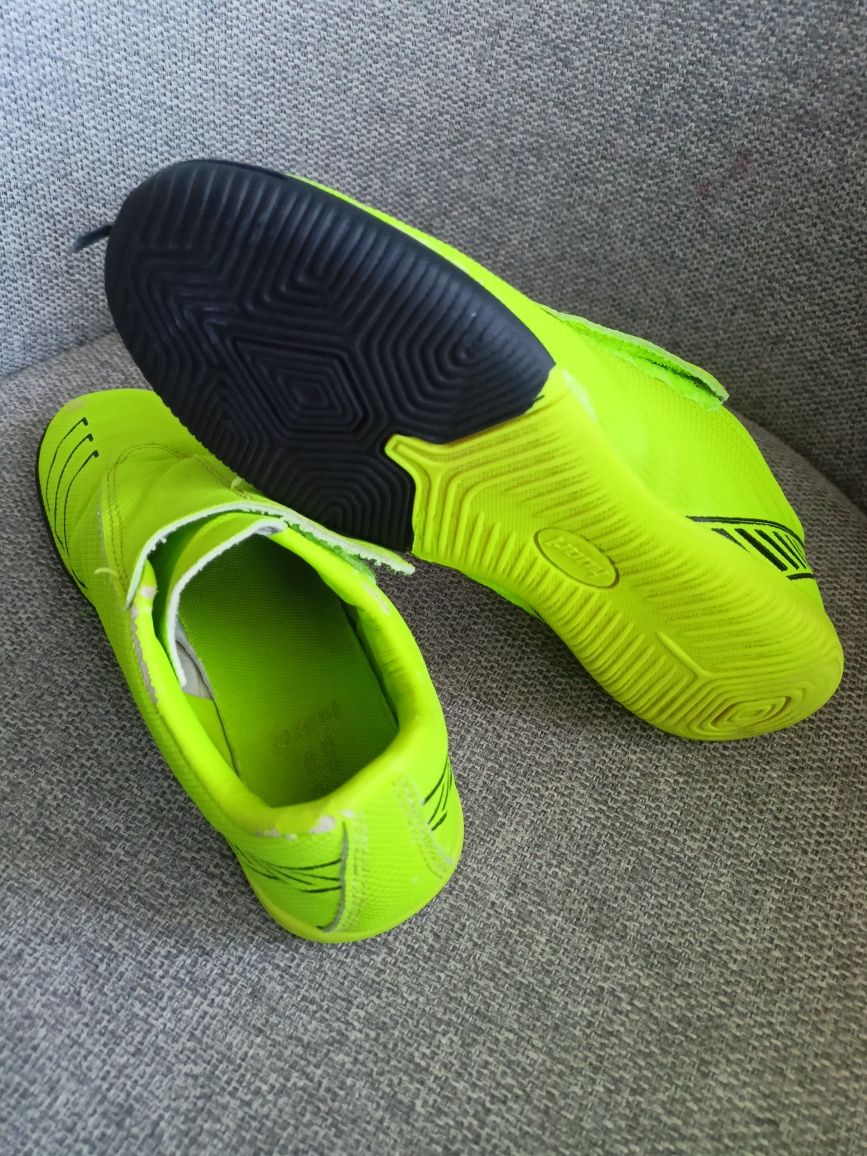 Buty dziecięce halówki rozmiar 32