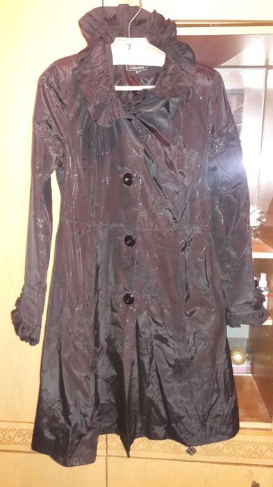 Оригинальный женский плащ