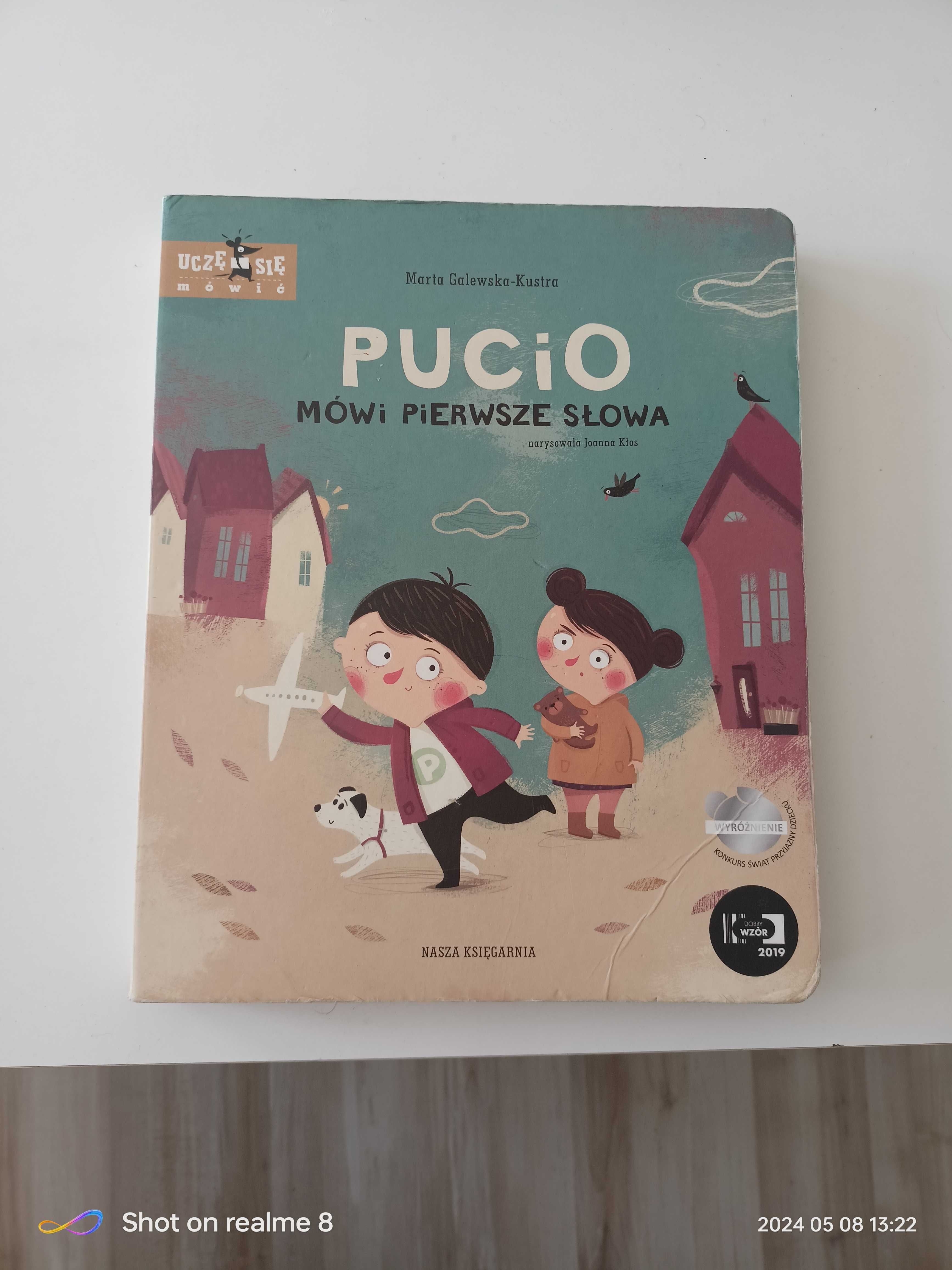 Książka Pucio mówi pierwsze słowa