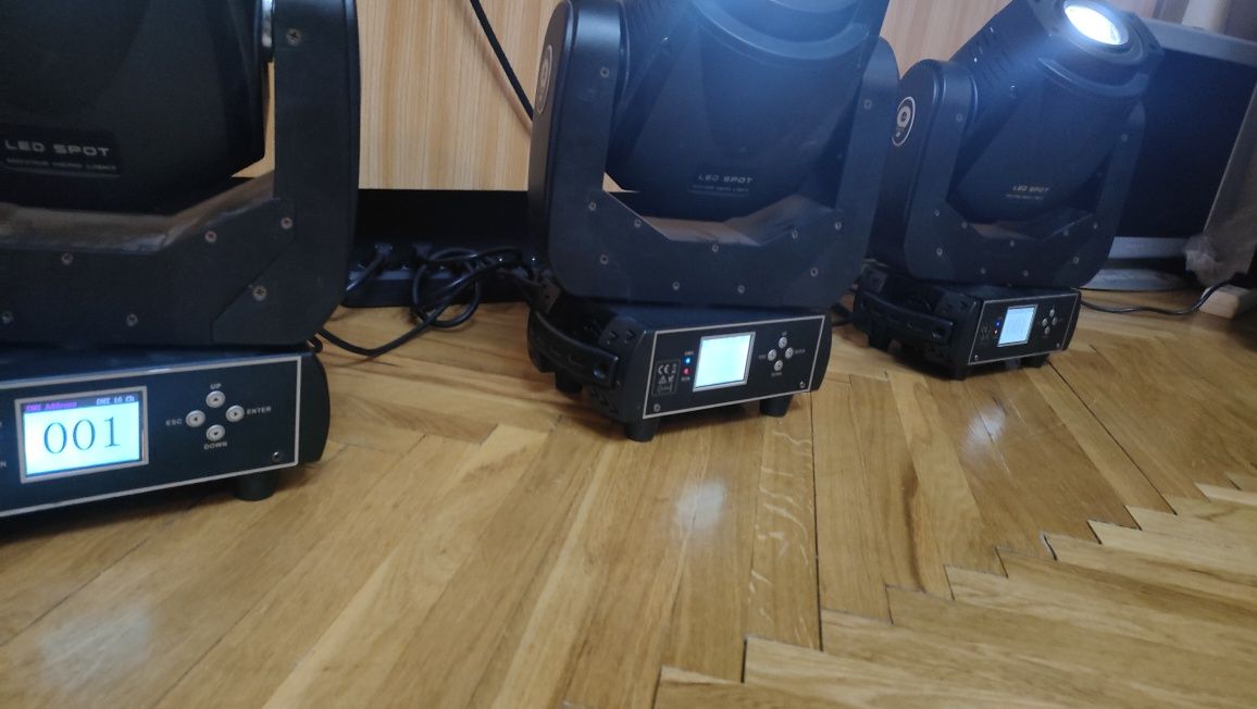 Ruchome Głowy LED 90W - Okazja! 4 szt. Sterownik DMX, laptop, przewody