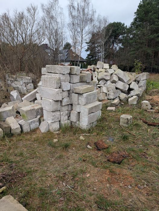 Oddam gruz budowlany Solec 45t.+