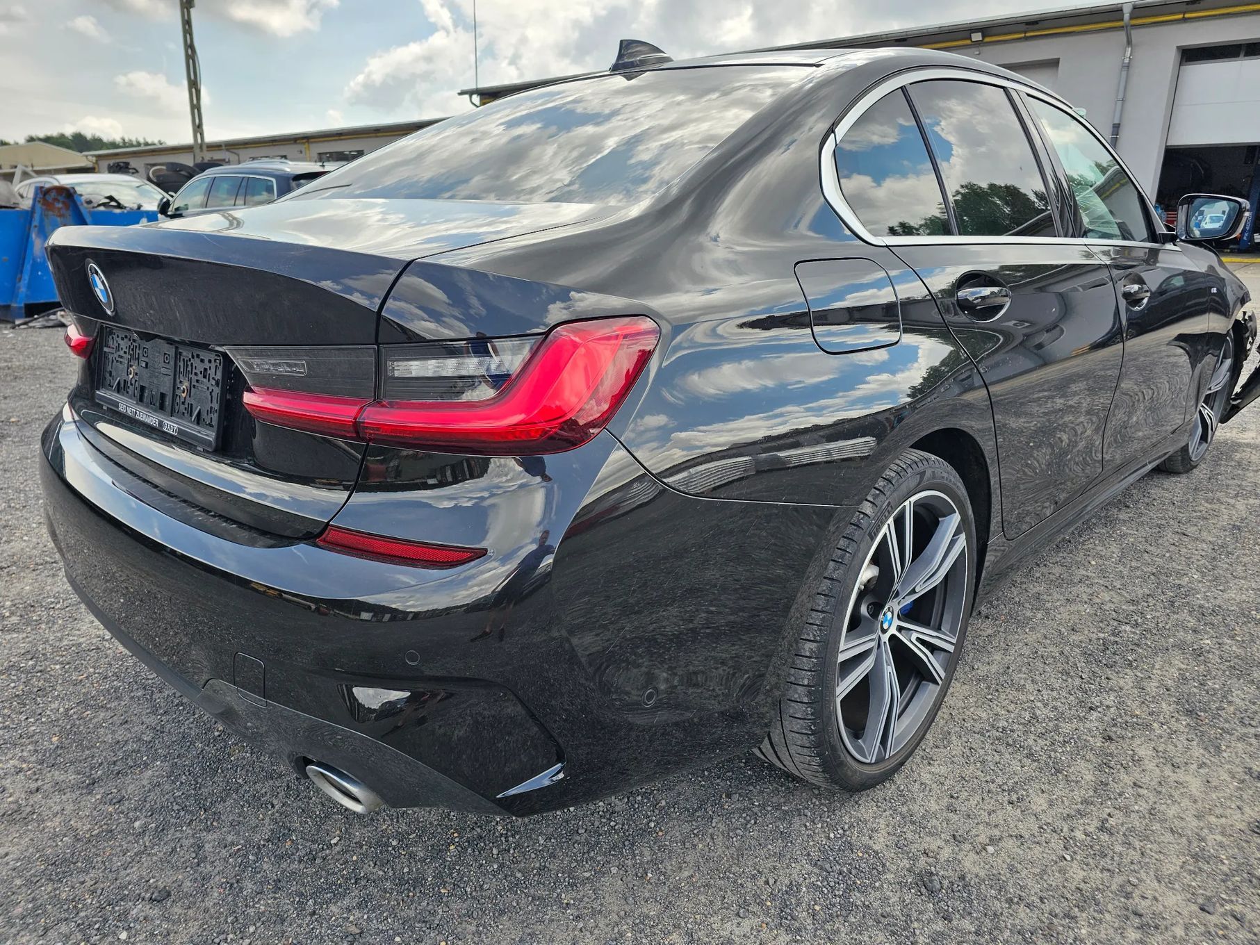 BMW Seria 3 330e xDrive M-Sport, Merino, 360Kamera, Lasery
