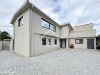Propriedade com Piscina e duas casas T3! - Louredo