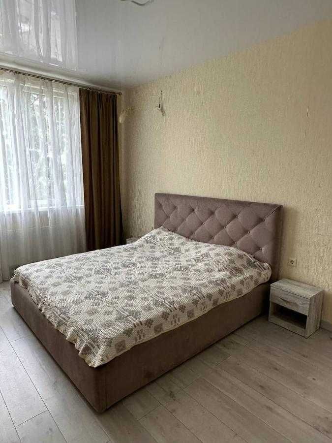 Подобова оренда 1к квартири, м. Бориспільська, новий ЖК