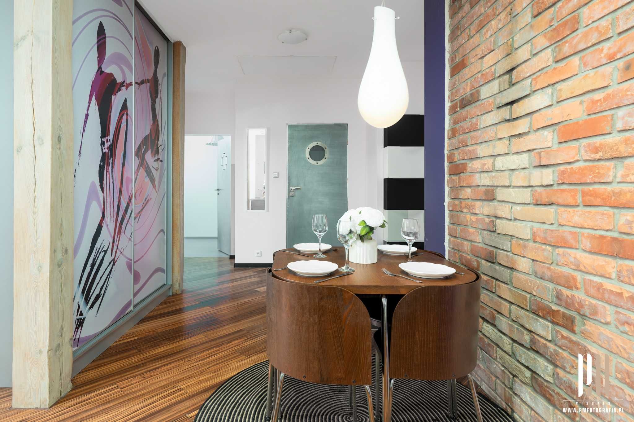 Noclegi apartament Jelenia Góra w samym centrum, garaż, winda