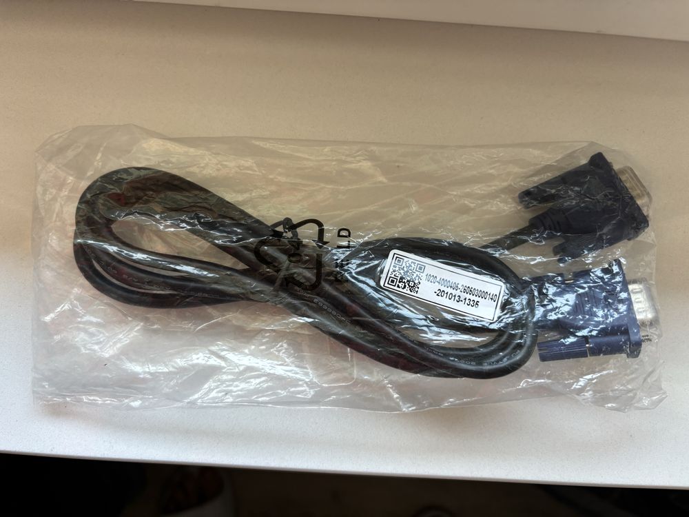 Nowy kabel Vga, w folii