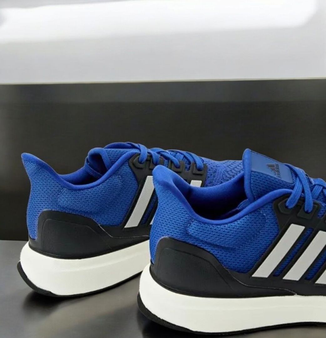 Оригінальні кросівки Adidas Ubounce DNA(Оригінал)40-25,5 і 47-30см.