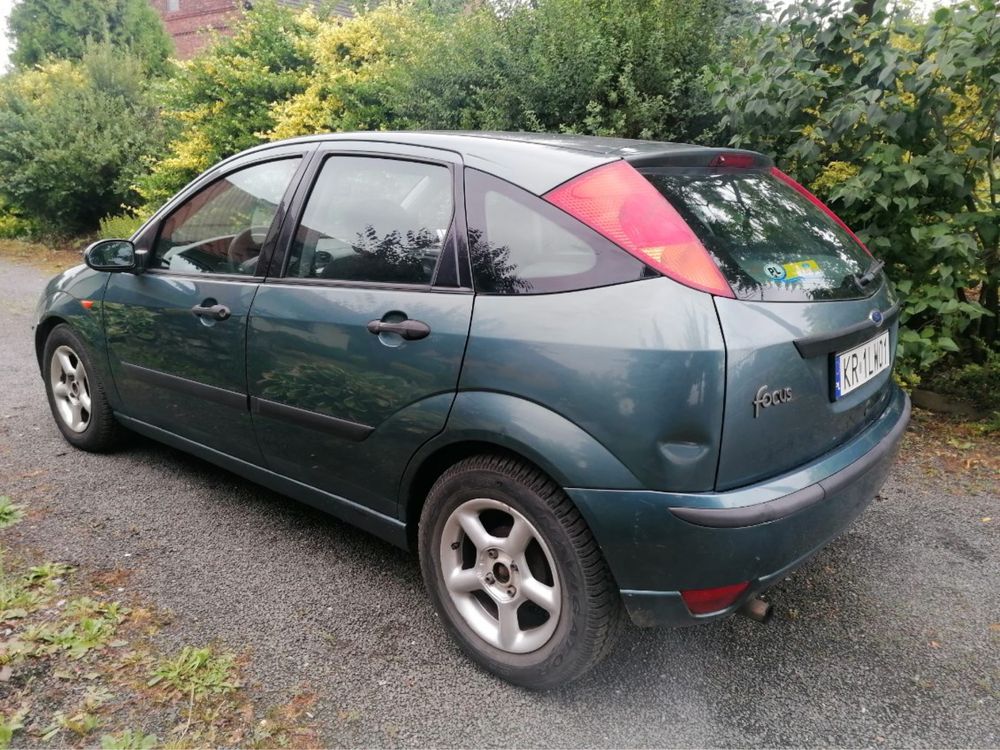 Ford Focus 1.6 benzyna 2002r
