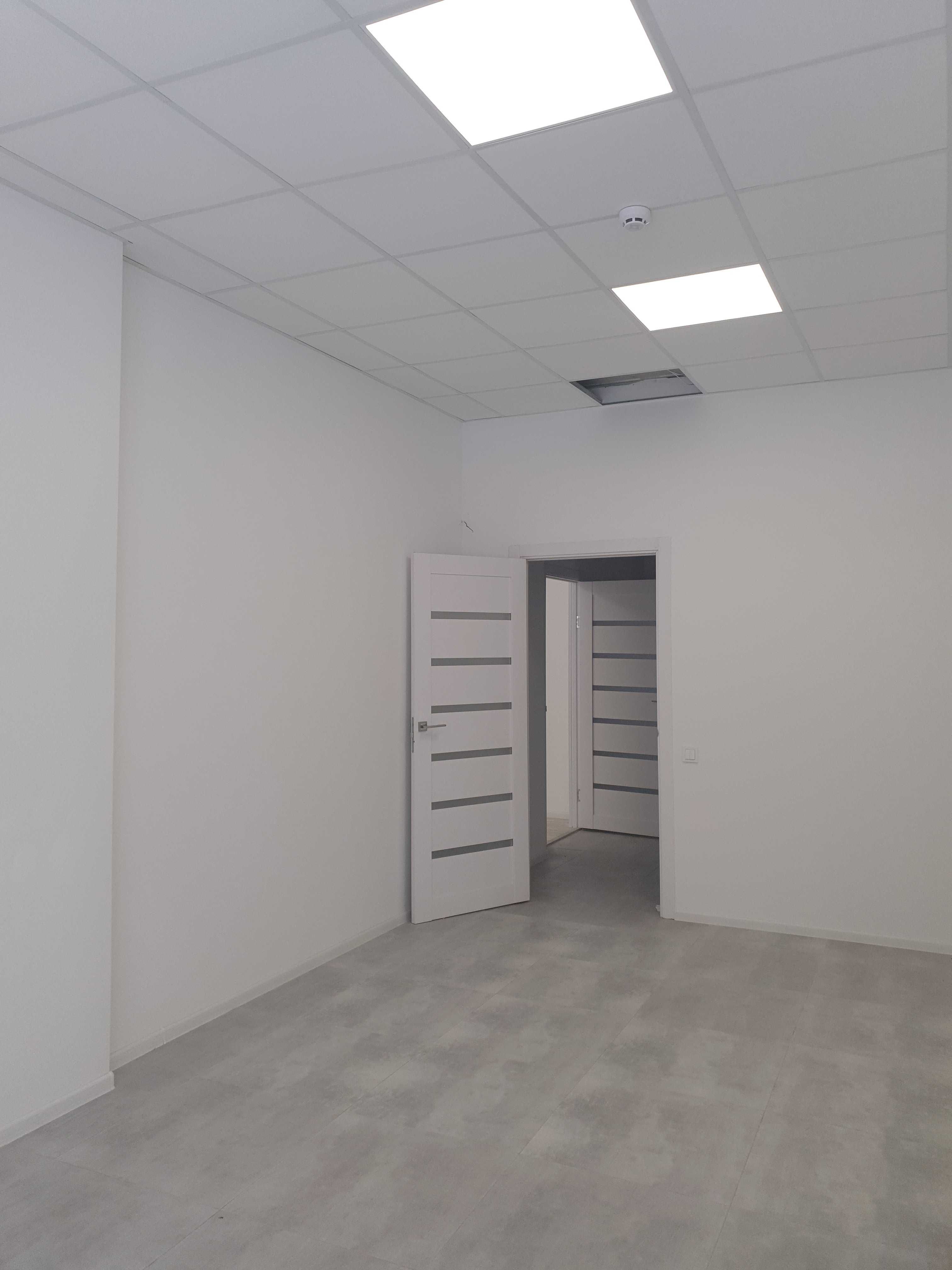Продаж фасадного торгововго приміщення по вул. Тернопільська, 21к