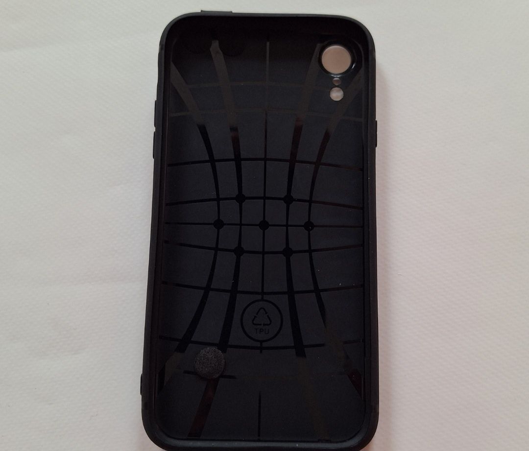 Подарую НОВИЙ чохол на смартфон