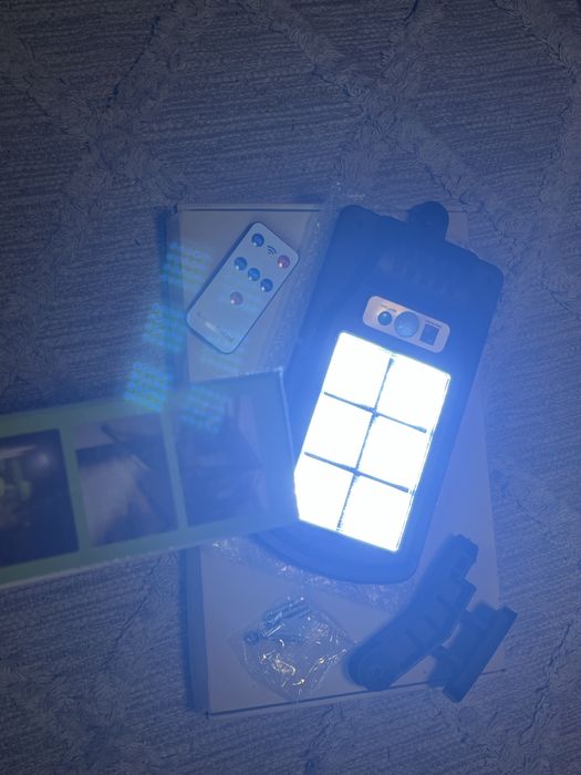 Lampa solarna uliczna, czujnik ruchu, pilot IP54