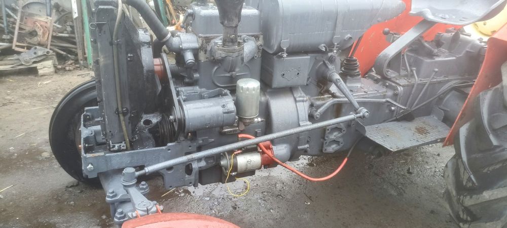 Części Ursus C-330 iC 328 silnik skrzynia kolumna most podnośnik przód