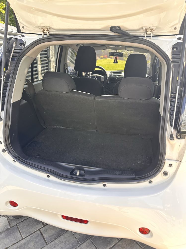 Mitsubishi I-miev 2011