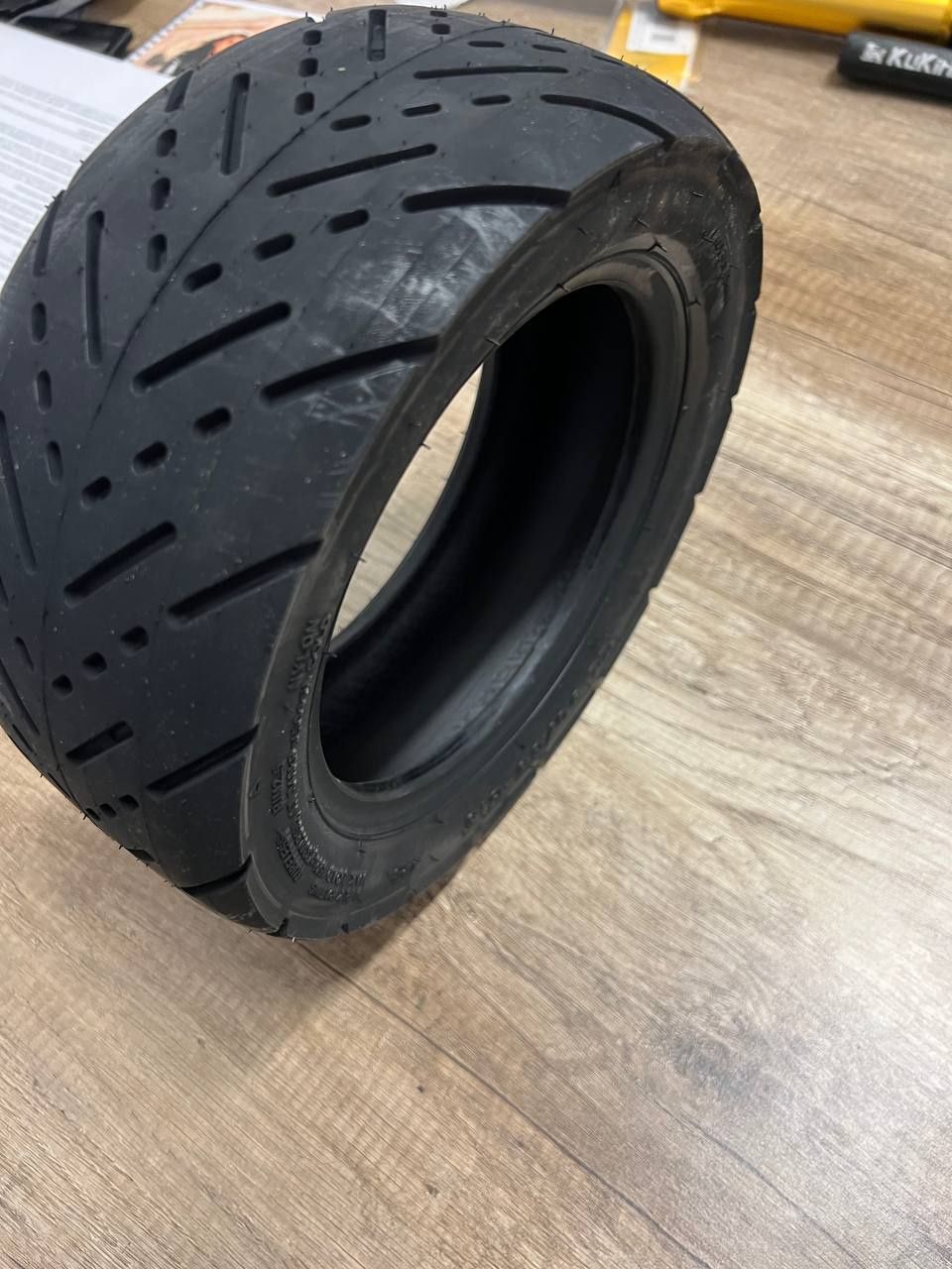 Шини до електросамоката kugoo kirin G4 90/65/6.5