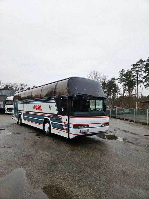 Продам автобус Neoplan N 116 / 1996 року/ Туристичний автобус 51 місце