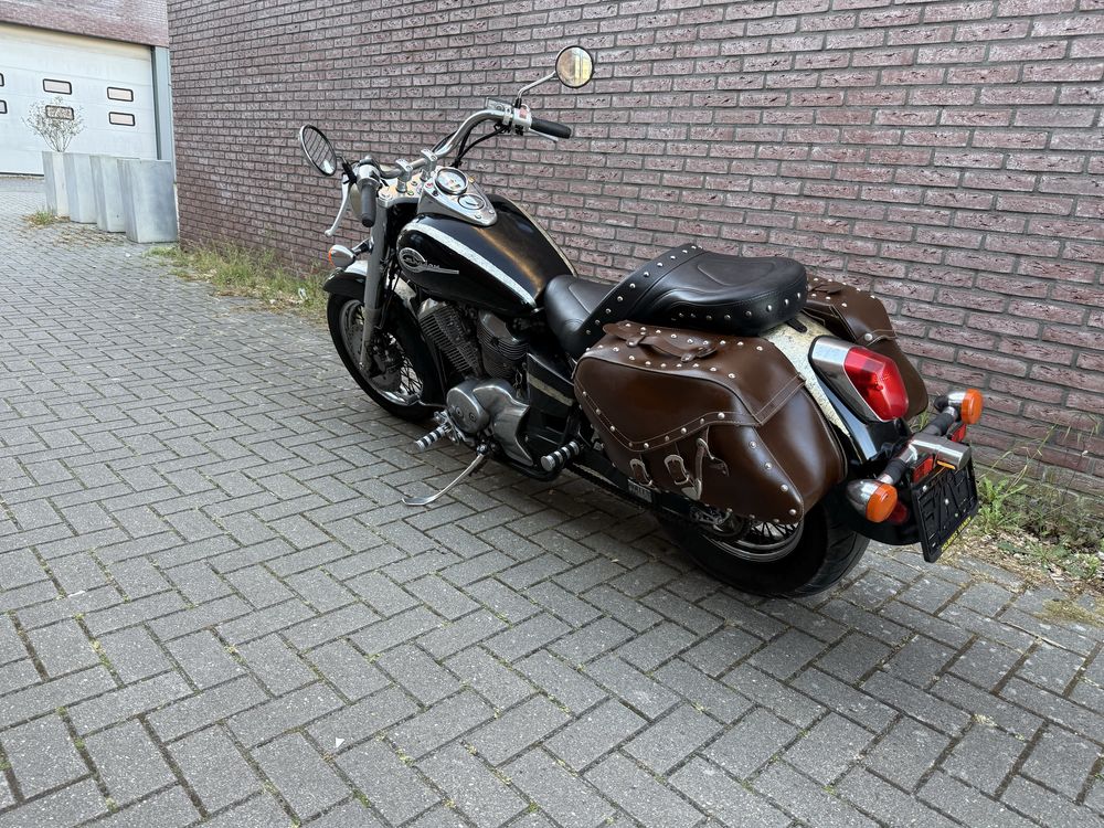 Honda Shadow VT750 ace