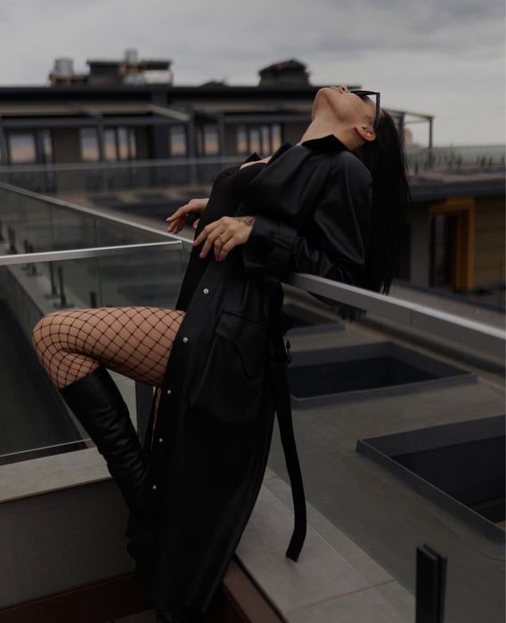 Тренч (кожзам), состояние идеальное, М