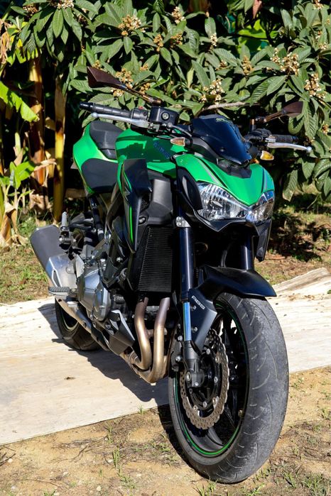 Kawasaki ZX 900 de 2018 com apenas 4.000 mil kms reais