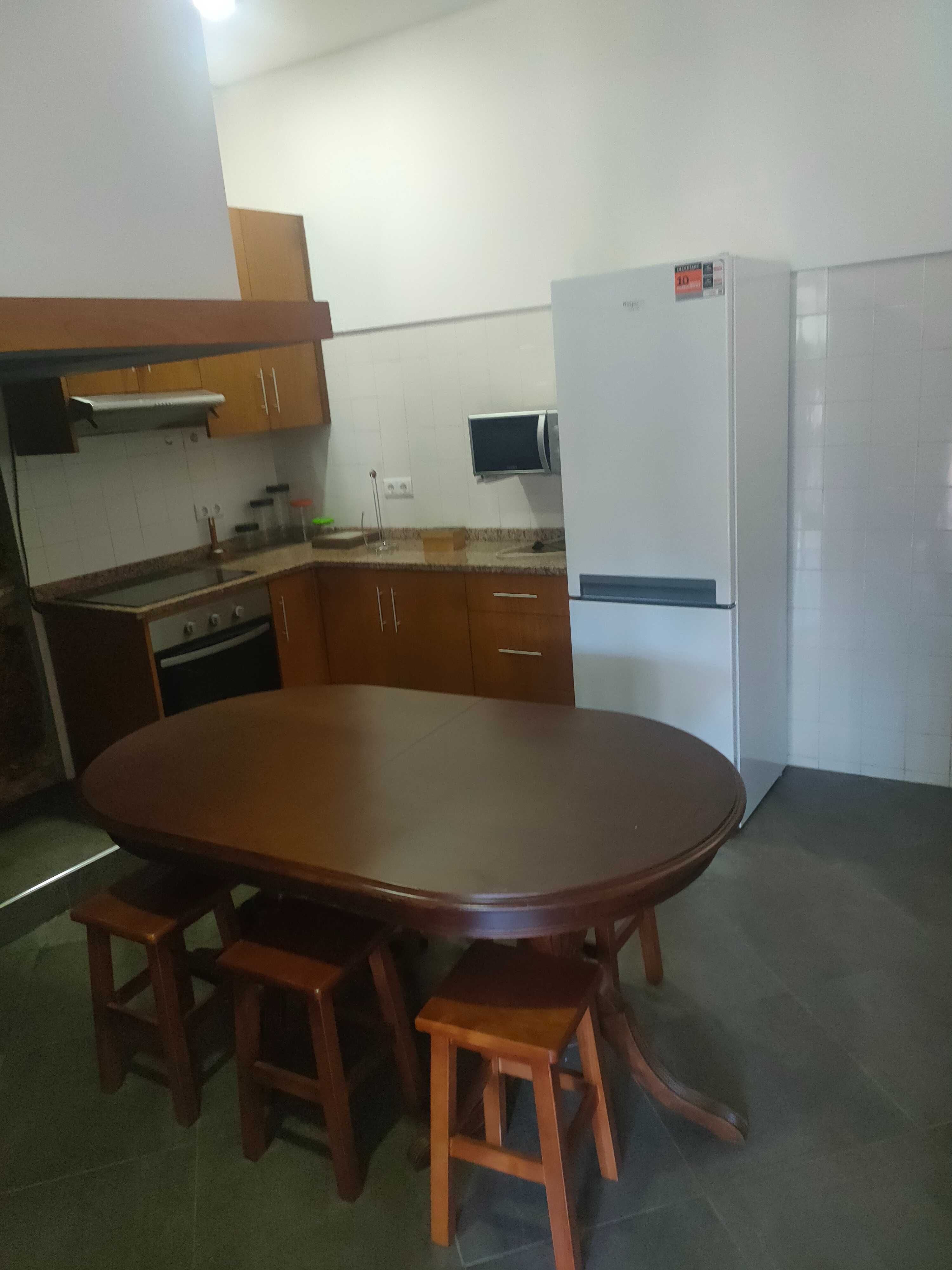 Quartos de Casal para Arrendamento / Tudo Incluído