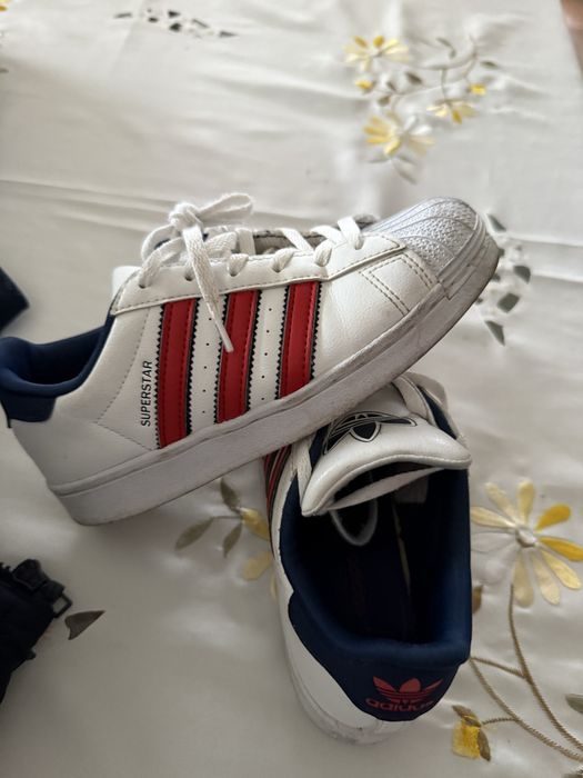 Sapatilhas Adidas 33