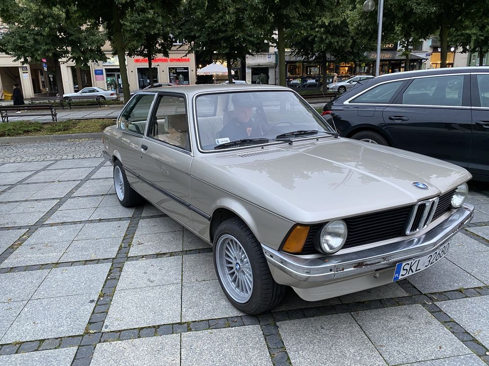 BMW E21 Szyby Uchylne Kompletne